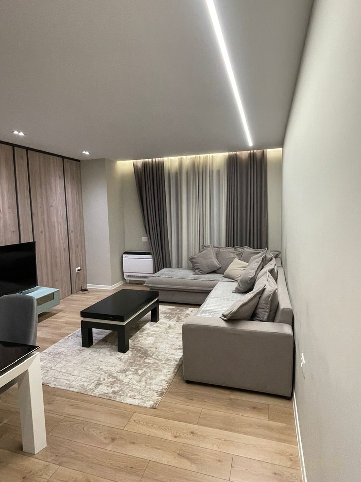 Apartment for rent on Zogu 1 Boulevard!