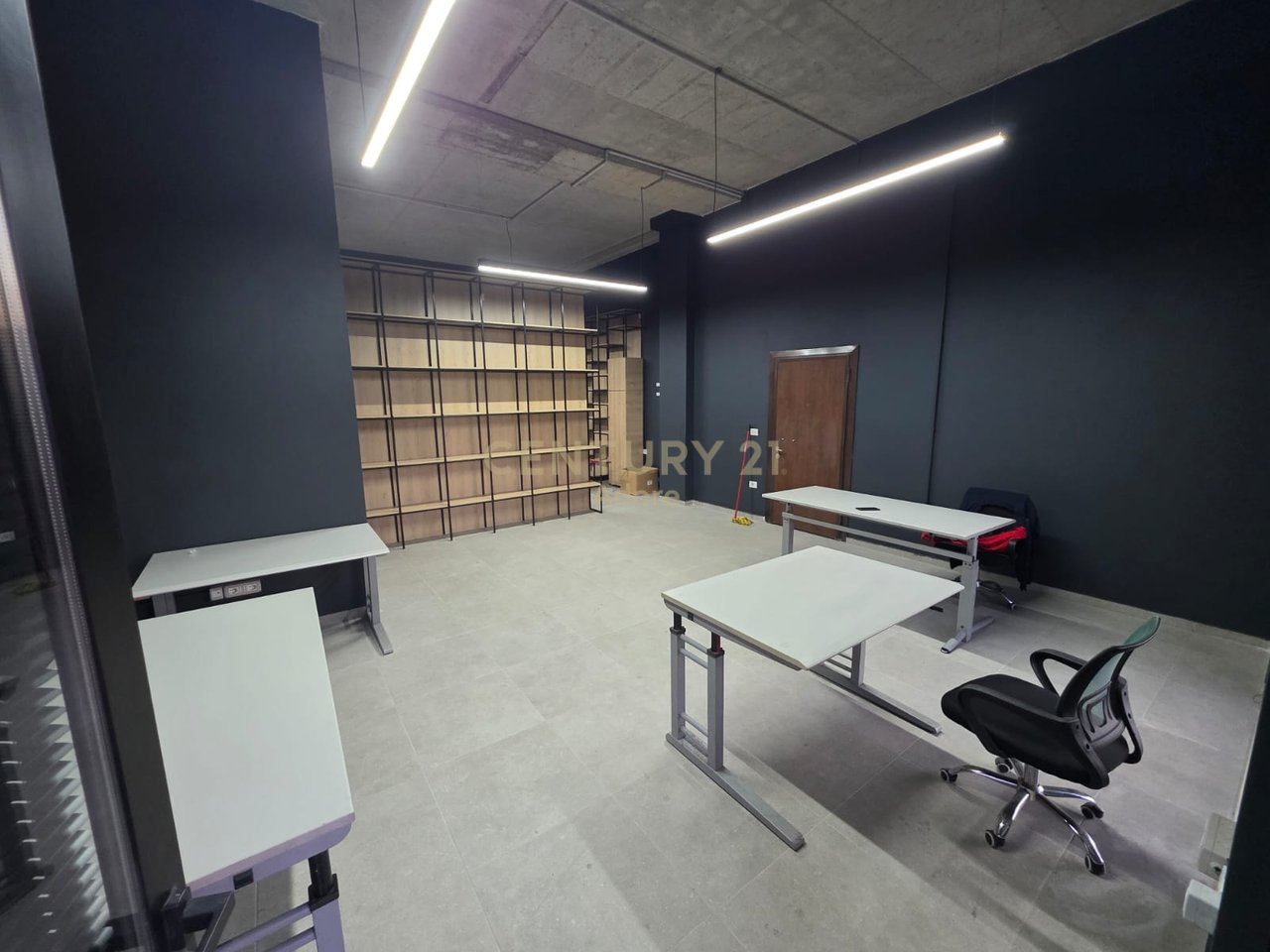 BUSINESS UNIT FOR SALE NEAR JORDAN MISJA STREET!