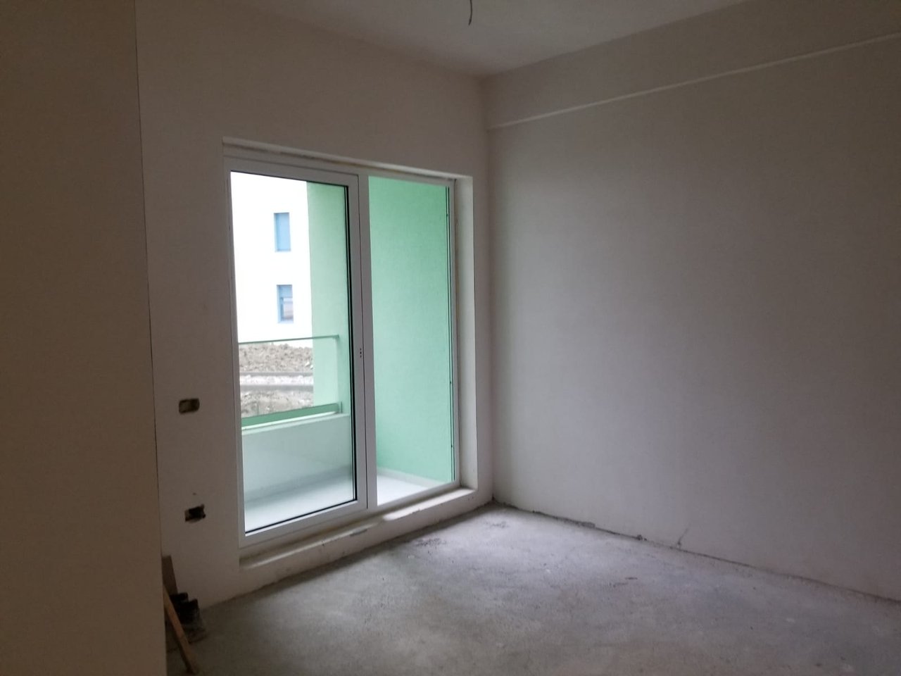 Apartament 1+1 Për Shitje në Ali Demi, Tiranë