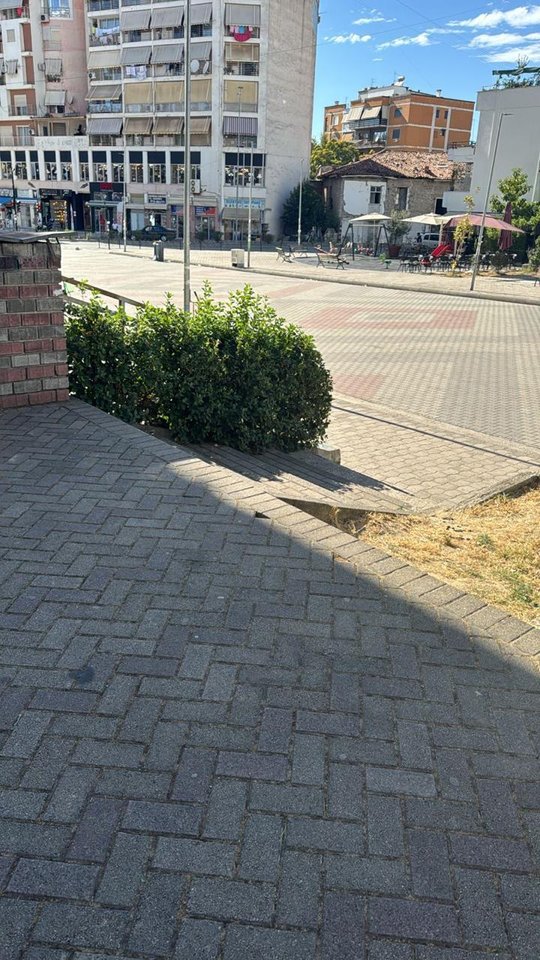 Commercial Space For Sale in Ali Demi, Tirana - €450,000 | 76.68 m²