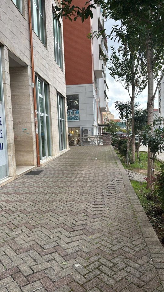 Commercial Space For Sale in Ali Demi, Tirana - €450,000 | 76.68 m²