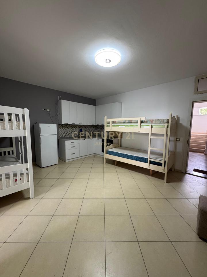 APARTAMENT 2+1 PER SHITJE NE SHENGJIN