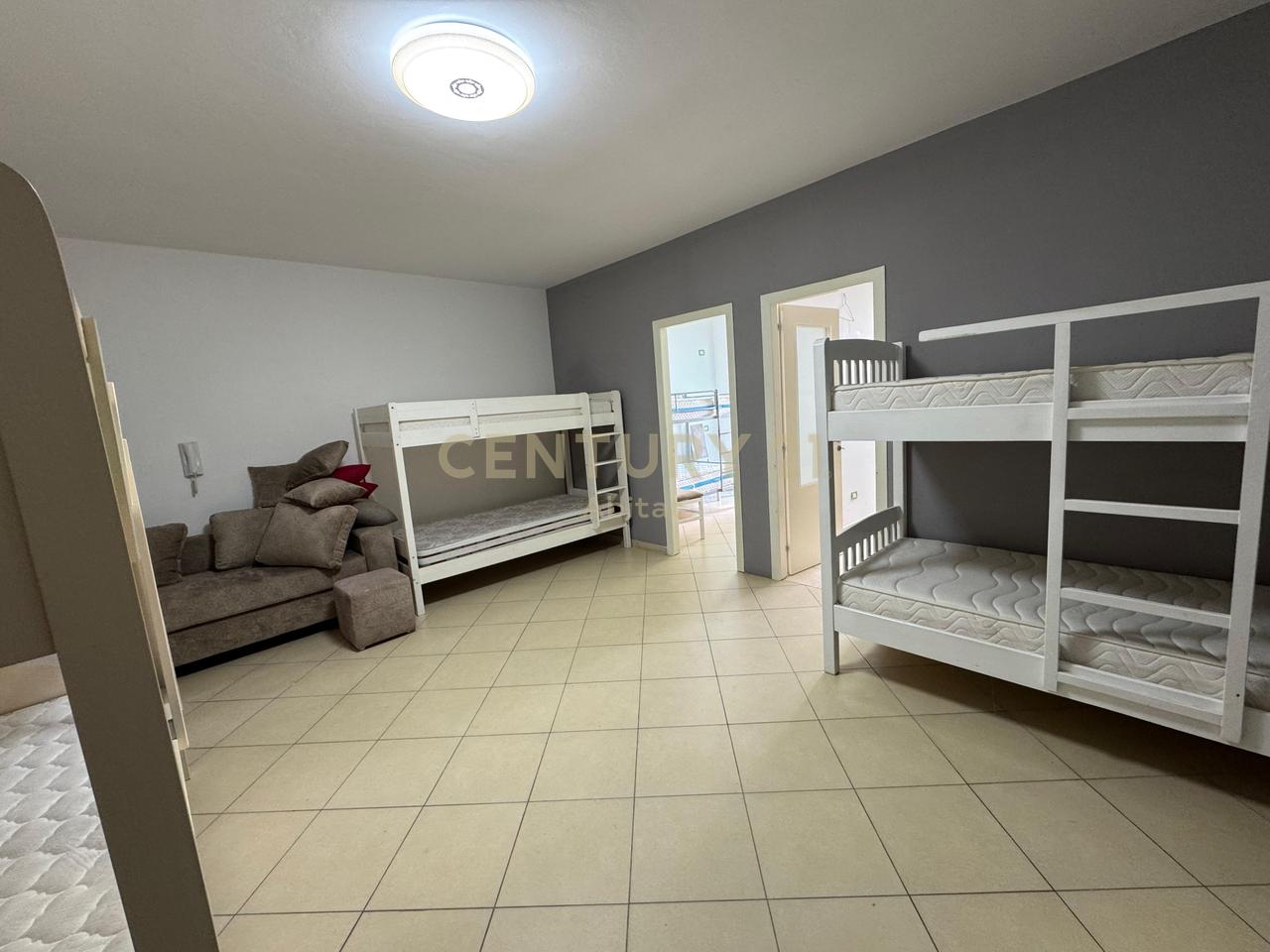 APARTAMENT 2+1 PER SHITJE NE SHENGJIN