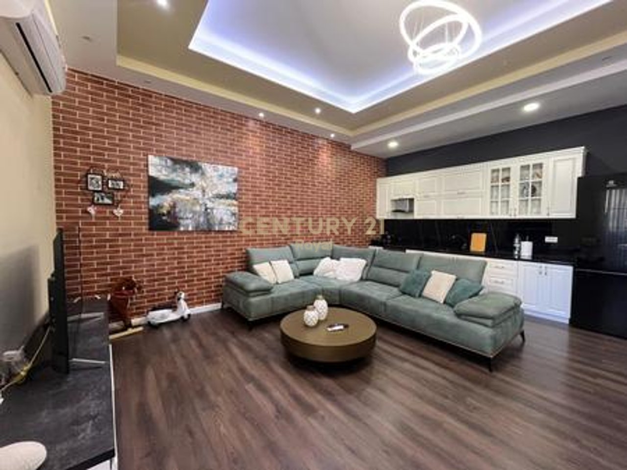 SHITET APARTAMENT 1+ 1 NE FRESK, ME PAMJE TE LIRE NGA MALI I DAJTIT