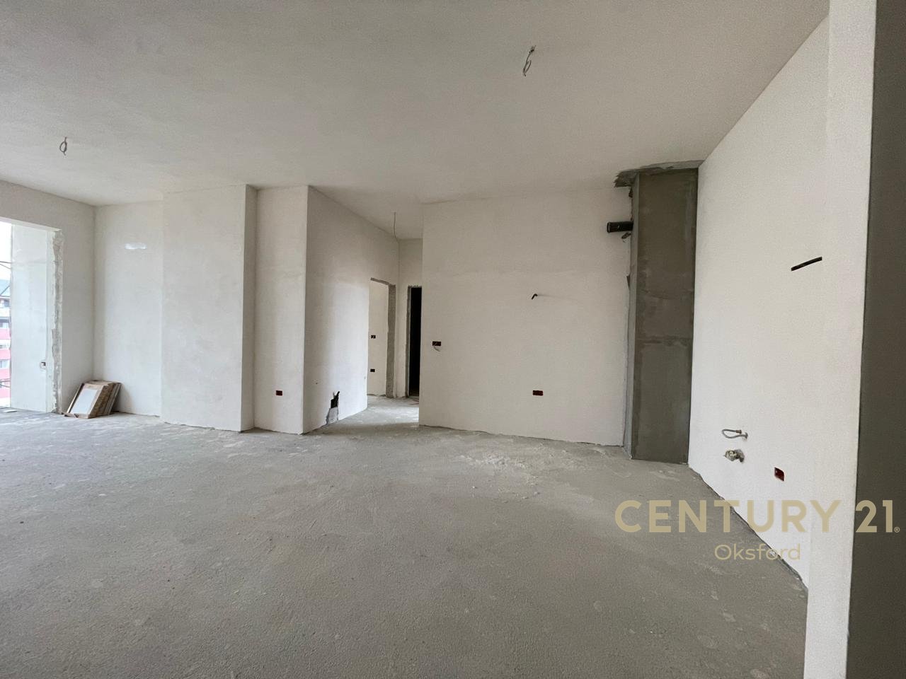 APPARTAMENTO 2+1+2+posto auto, VICINO ALLE EX AREE DELL'AVIAZIONE IN VENDITA