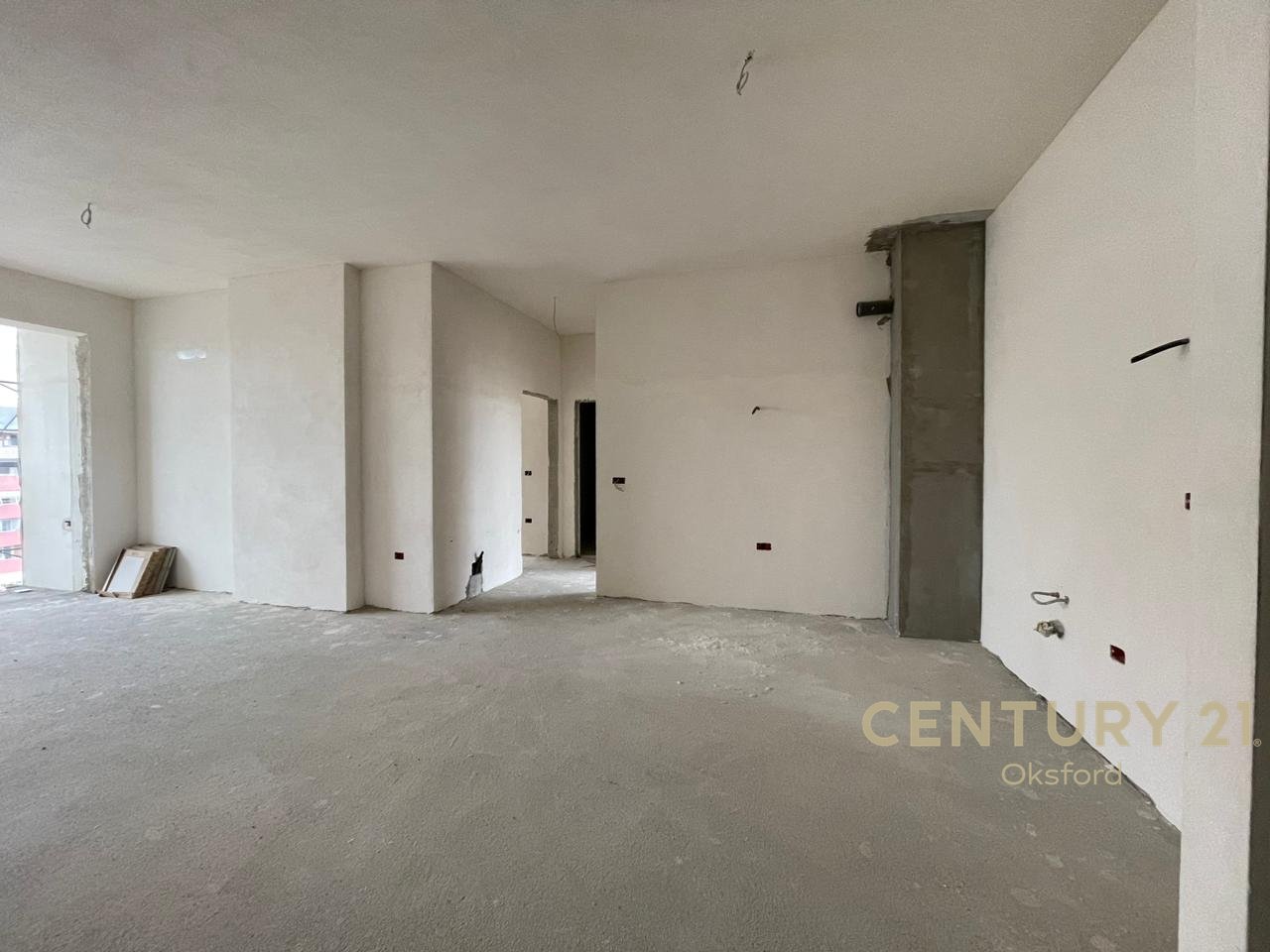 APPARTAMENTO 2+1+2+posto auto, VICINO ALLE EX AREE DELL'AVIAZIONE IN VENDITA