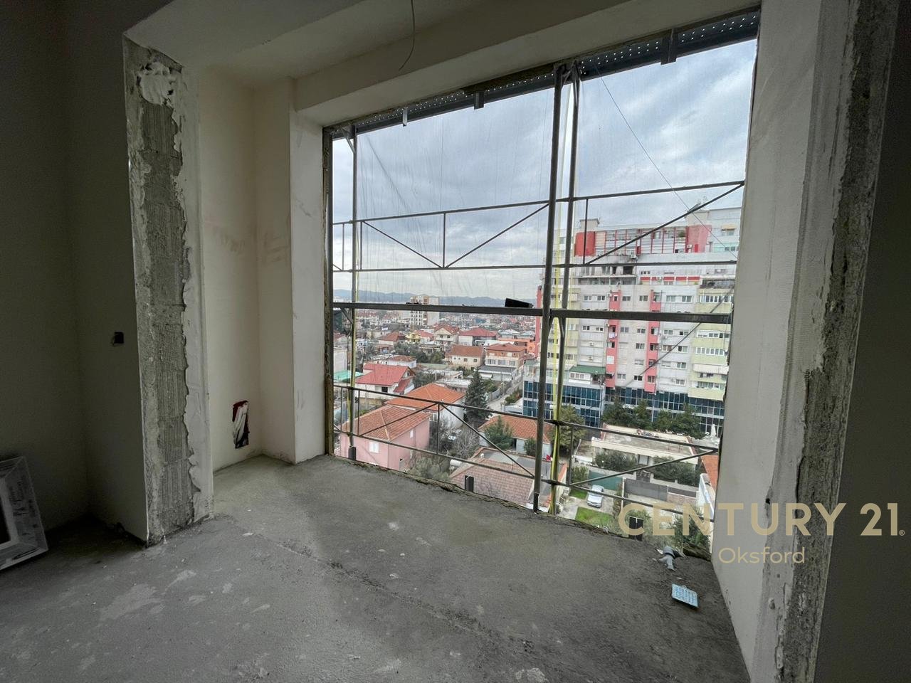 APPARTAMENTO 2+1+2+posto auto, VICINO ALLE EX AREE DELL'AVIAZIONE IN VENDITA