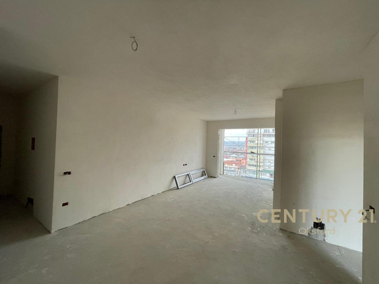 APPARTAMENTO 2+1+2+posto auto, VICINO ALLE EX AREE DELL'AVIAZIONE IN VENDITA