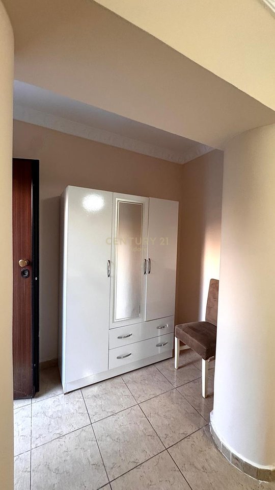 2+1 apartment with yard and parking space for rent – Fortuzi Street!