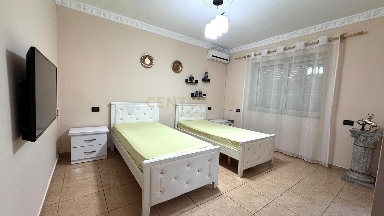 2+1 apartment with yard and parking space for rent – Fortuzi Street!