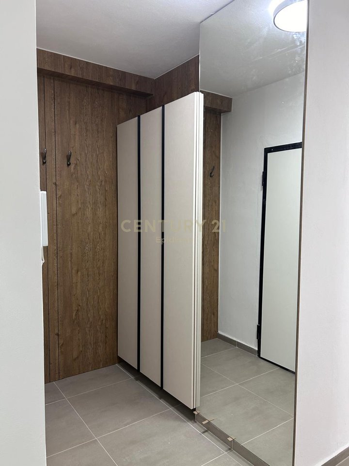 APARTAMENT 3+1+2 PER QIRA TE UKD ,DURRES!