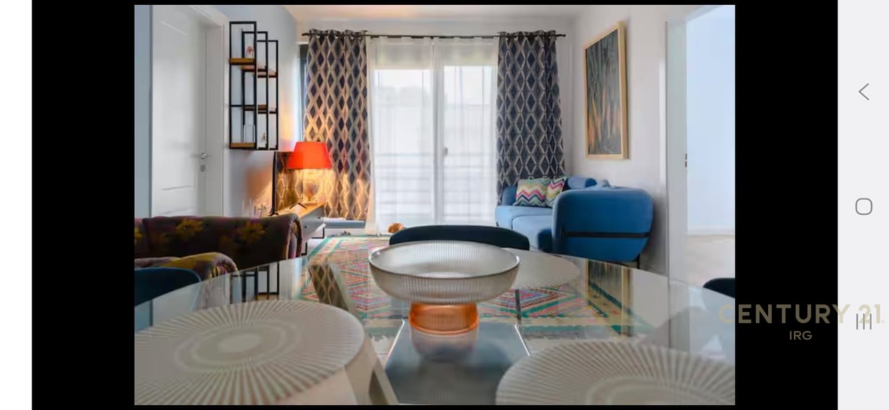 Jepet me qira apartament 2+1 prane Pazarit te Ri!