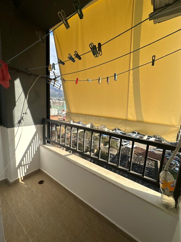 Apartament per qira 2+1+2 Perballe UET , Porcelan