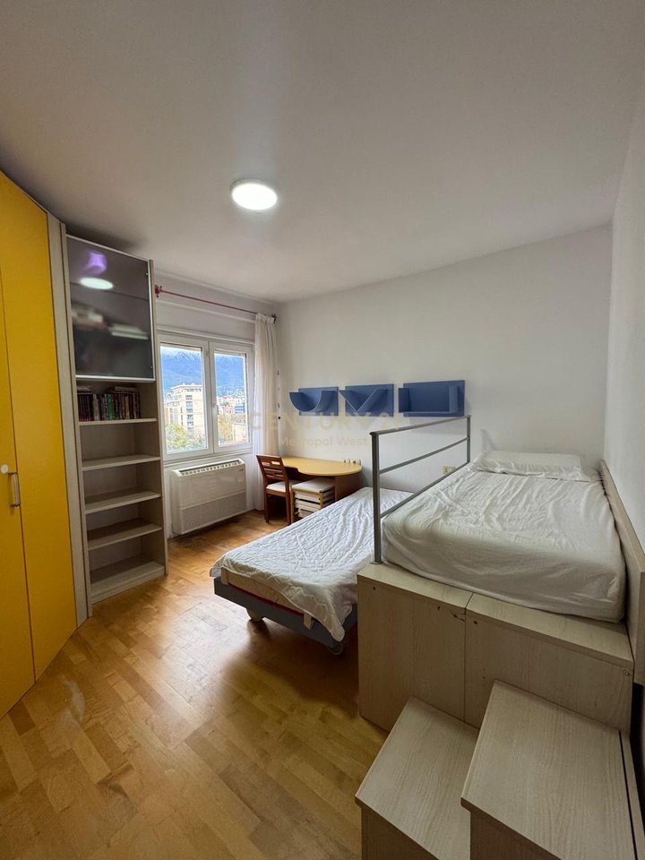 Appartamento 2+1 in affitto vicino ad Atsh, vicino a Pazarit te Ri