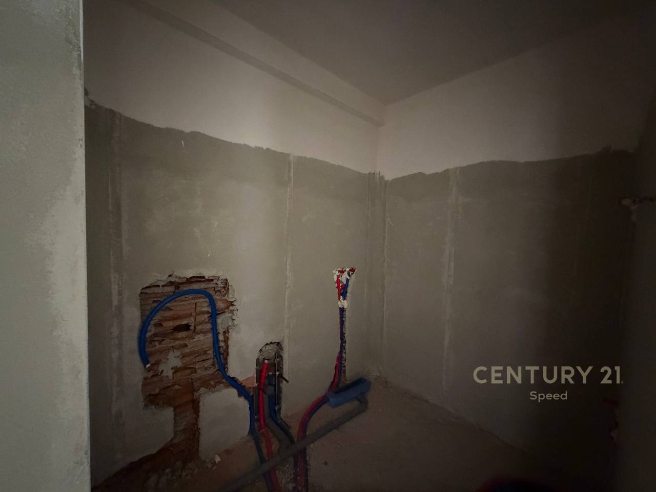 Apartament 2+1+2 ne Pakuqan, prane Bulevardit te ri!