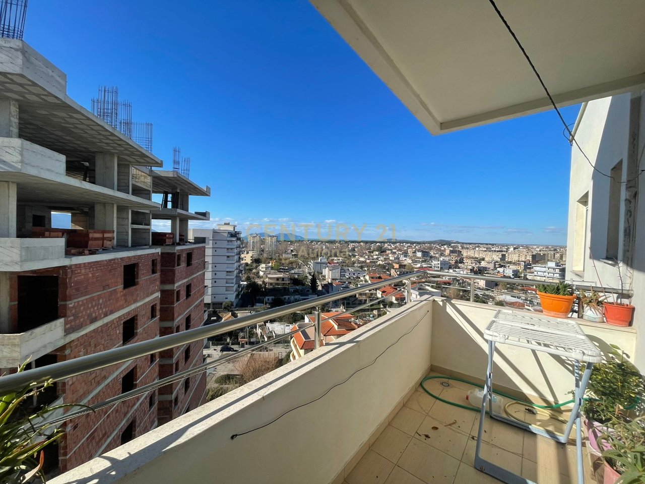 Apartment 2+1 For Rent NEAR THE PORT