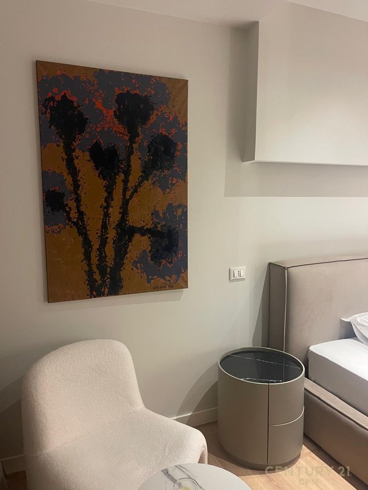 Apartment 2+1+2 For Rent in Ish Blloku, University Bookstore