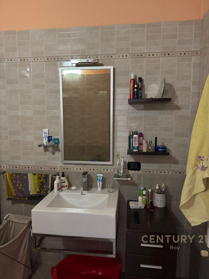 APARTMENT 3+1+2 FOR SALE IN THE CENTER, DURRES!