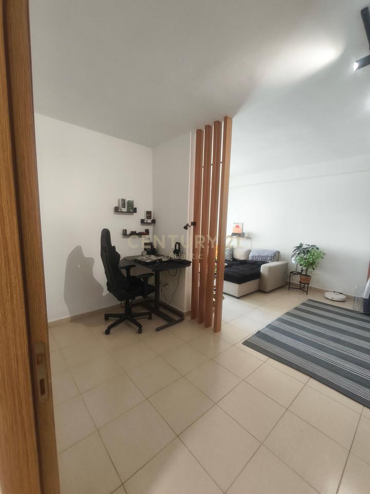 1+1 Apartment with sea view for sale in Beach, Durrës