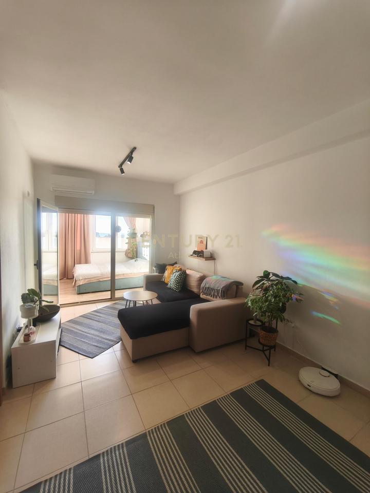 1+1 Apartment with sea view for sale in Beach, Durrës