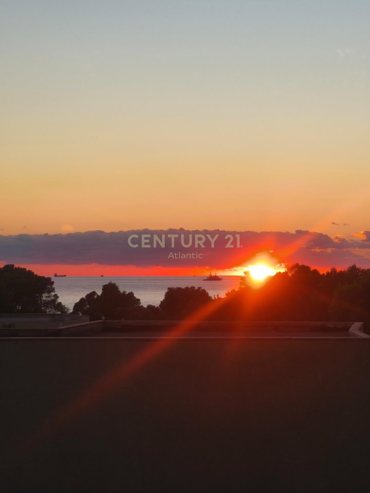 1+1 Apartment with sea view for sale in Beach, Durrës