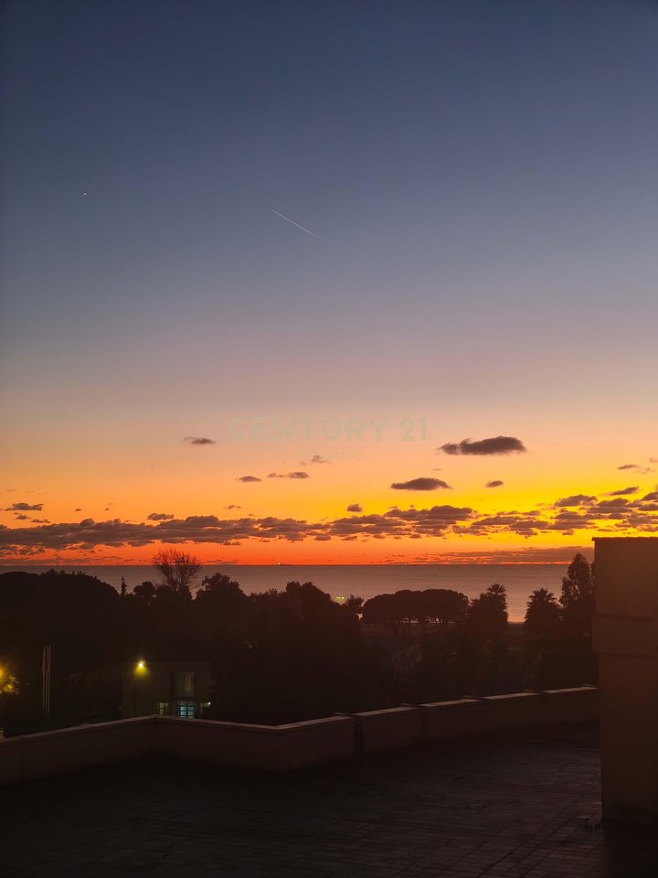 1+1 Apartment with sea view for sale in Beach, Durrës