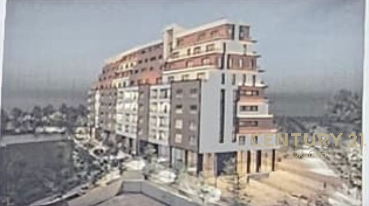 PENTHOUS, APARTAMENT 3+1+2 ME POST PARKIMI PER SHITJE