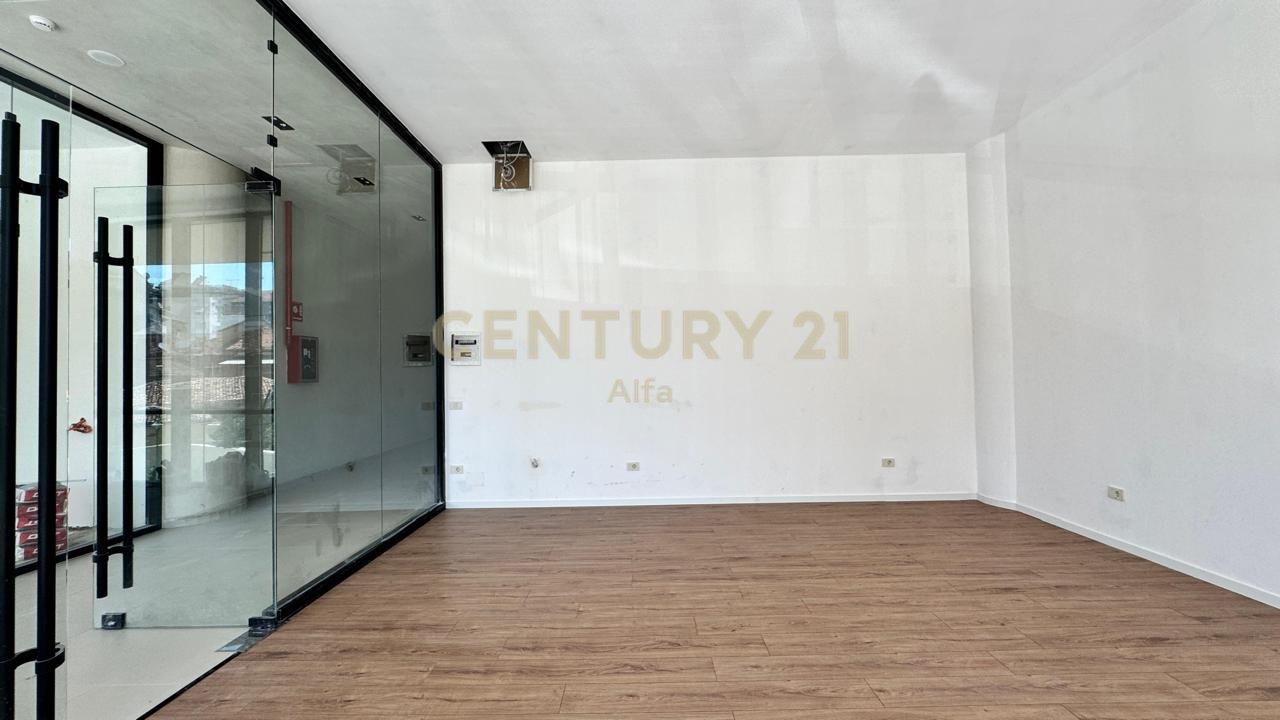 Office space for rent at Residenca Mine Peza!