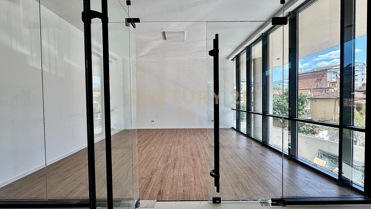 Office space for rent at Residenca Mine Peza!