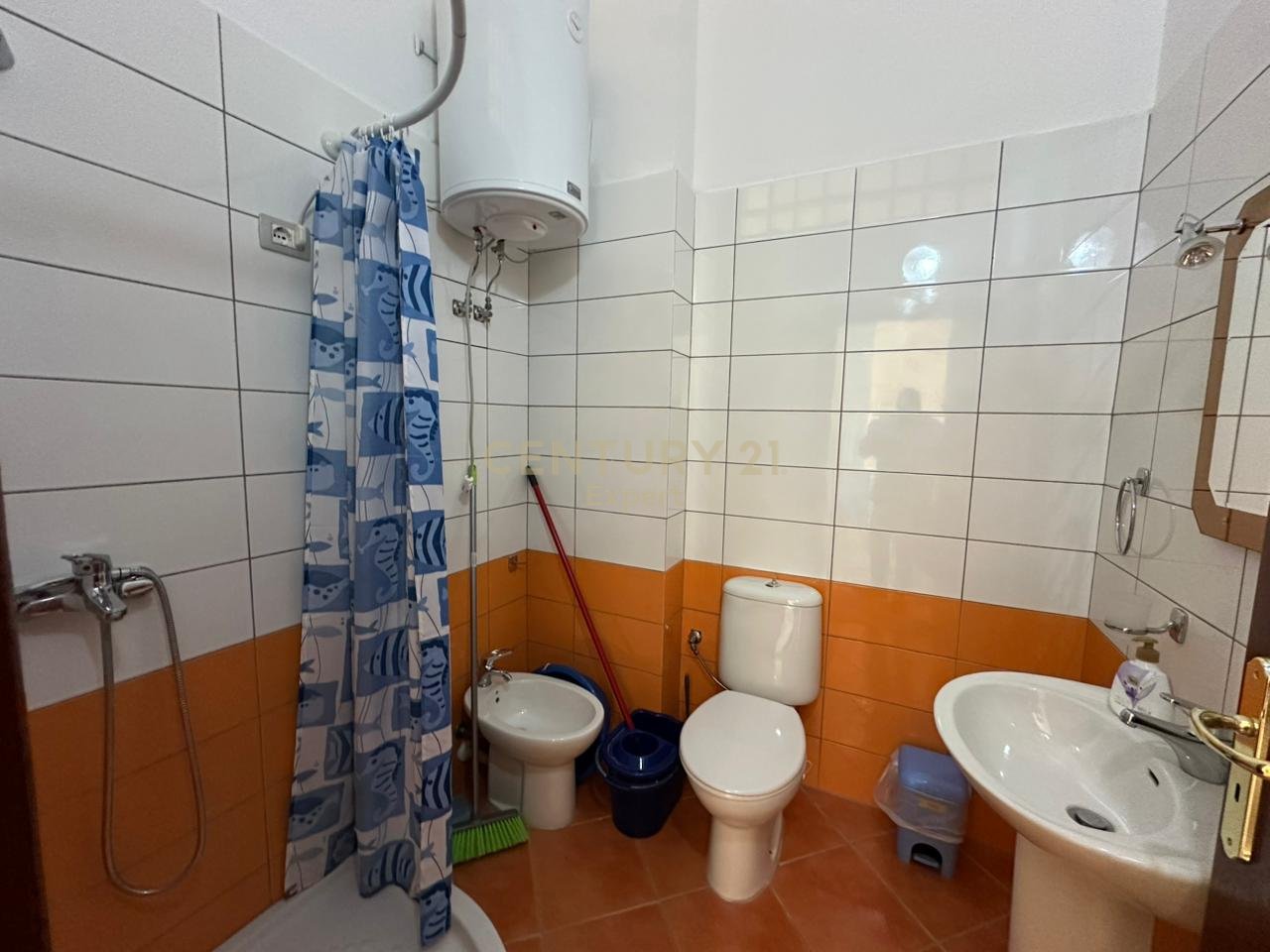 GARSONIERE PER QIRA UJI I FTOHTE, PAMJE BALLORE NE DET