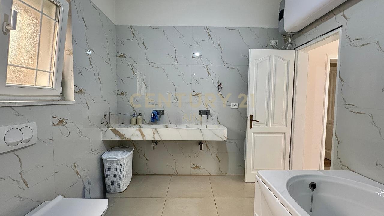 For sale: 2+1 apartment with a private entrance and a private yard!