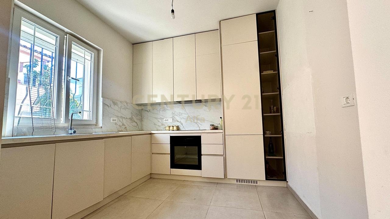 For sale: 2+1 apartment with a private entrance and a private yard!