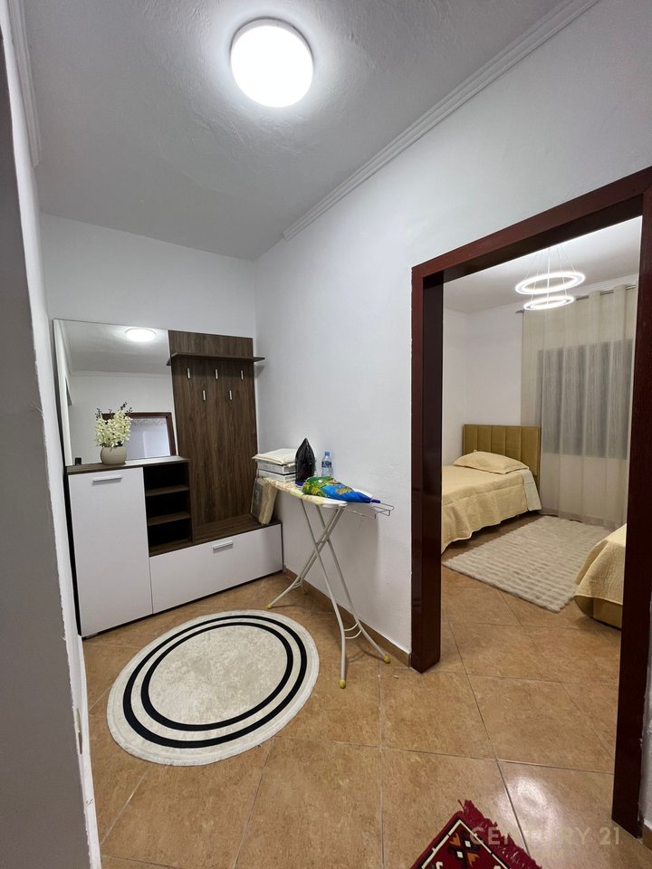 A 2+1 apartment with a yard is for rent in the Don Bosko area, near Astir Bar, one of the most sought-after and accessible areas of Tirana.