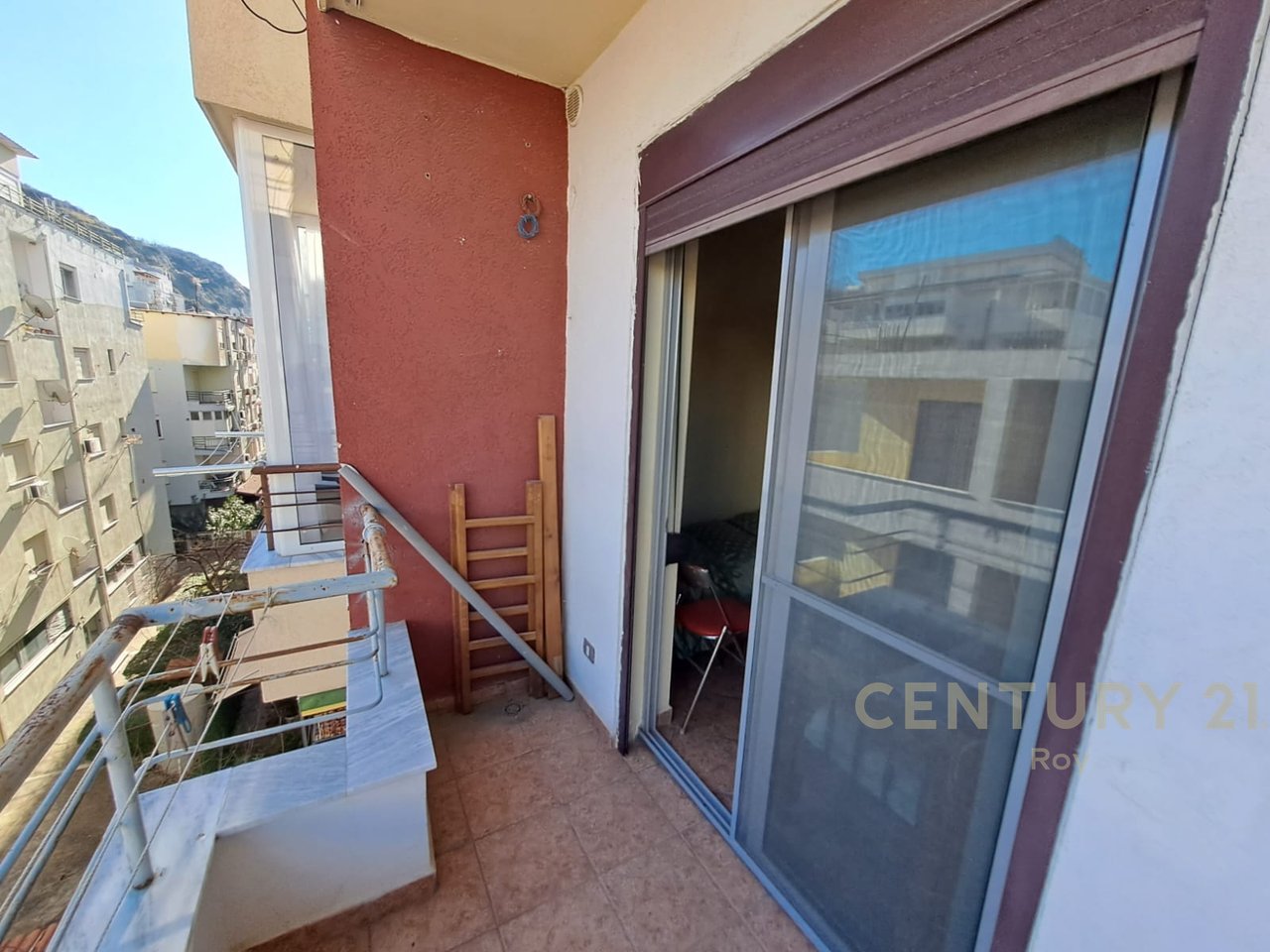 Appartamento 1+1 in vendita a Shkembin e Kavajes a Durazzo, molto vicino al mare!!!