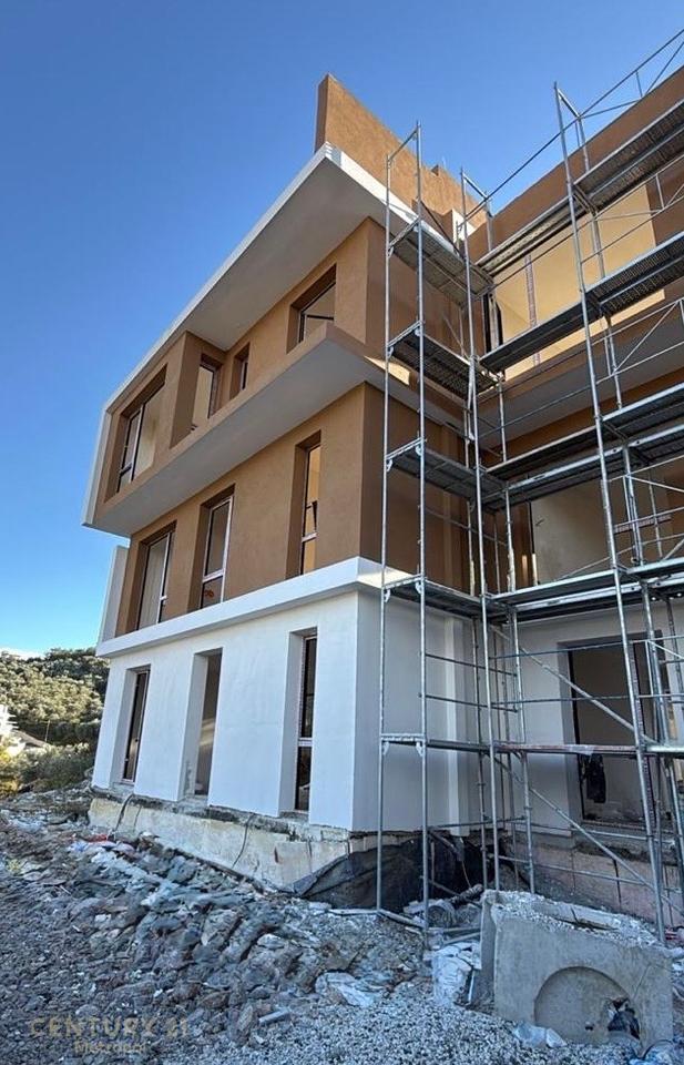 VILE PER SHITJE PRANE SPITALIT TE KAFSHEVE!