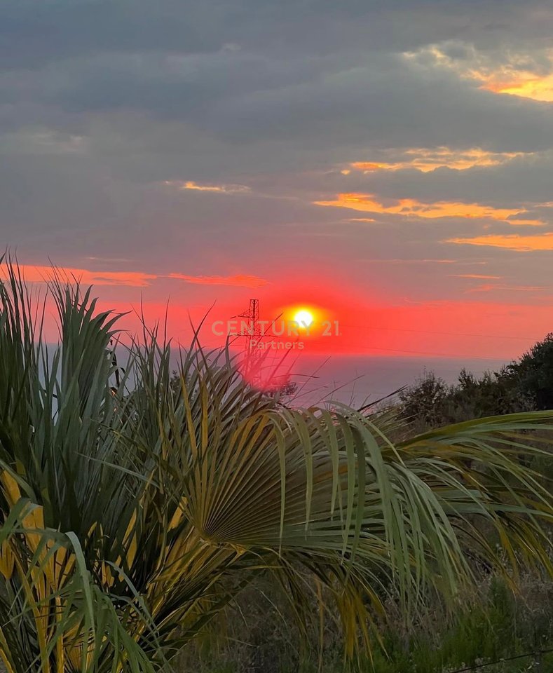 Tokë me Pamje Panoramike nga Deti – Mundësi Ideale Investimi