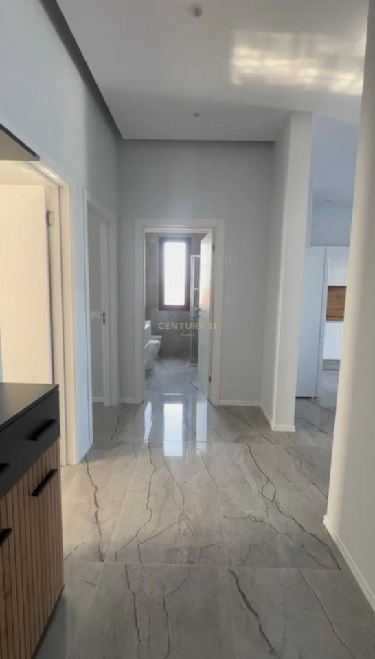 JEPET ME QIRA APARTAMENT 2+1 ME PAMJE NE DET ,LAGJ "UJI FTOHTE "!!!