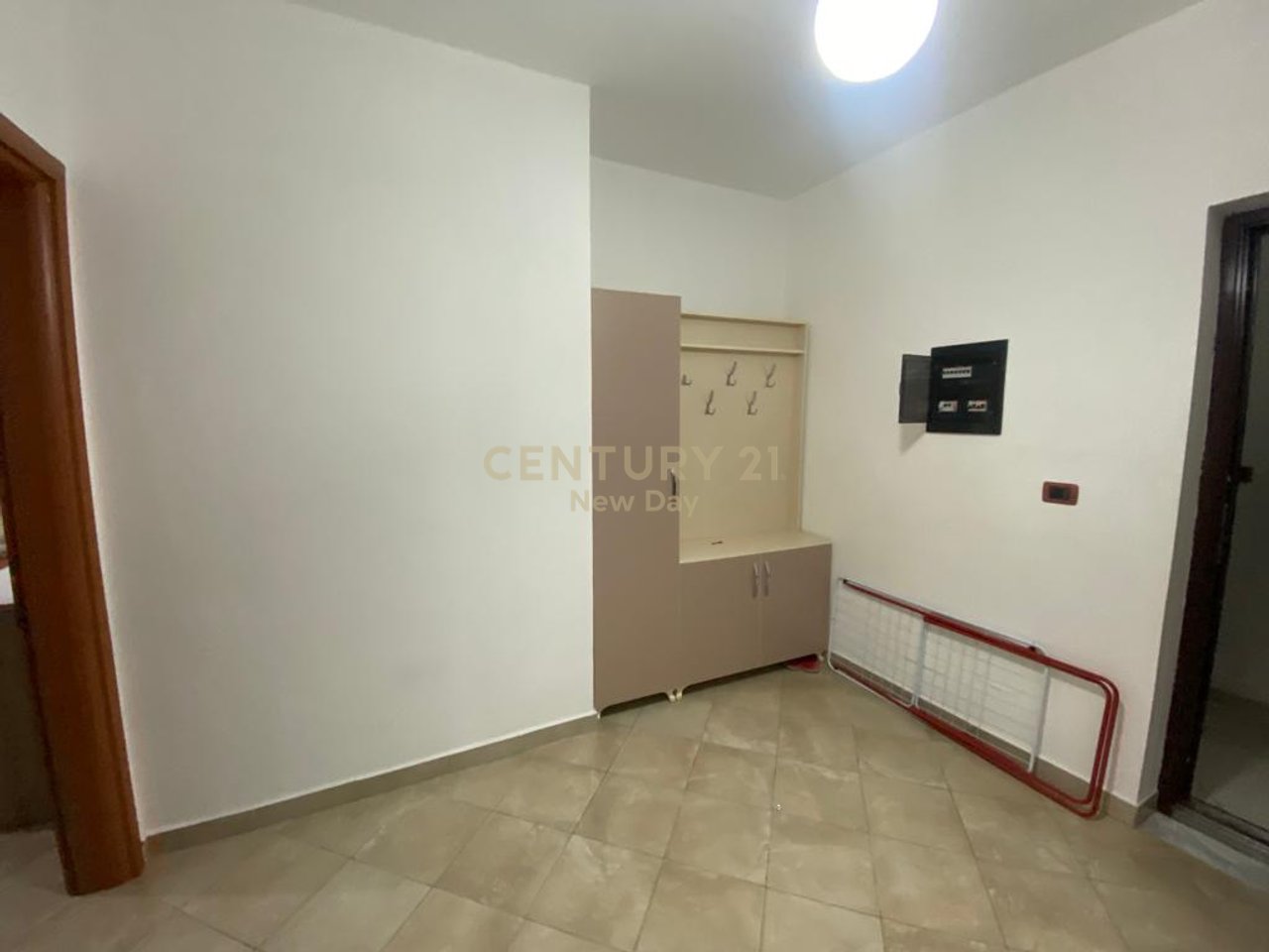 APARTMENT 1+1 FOR SALE IN PLAZH, RROTA E KUQE!