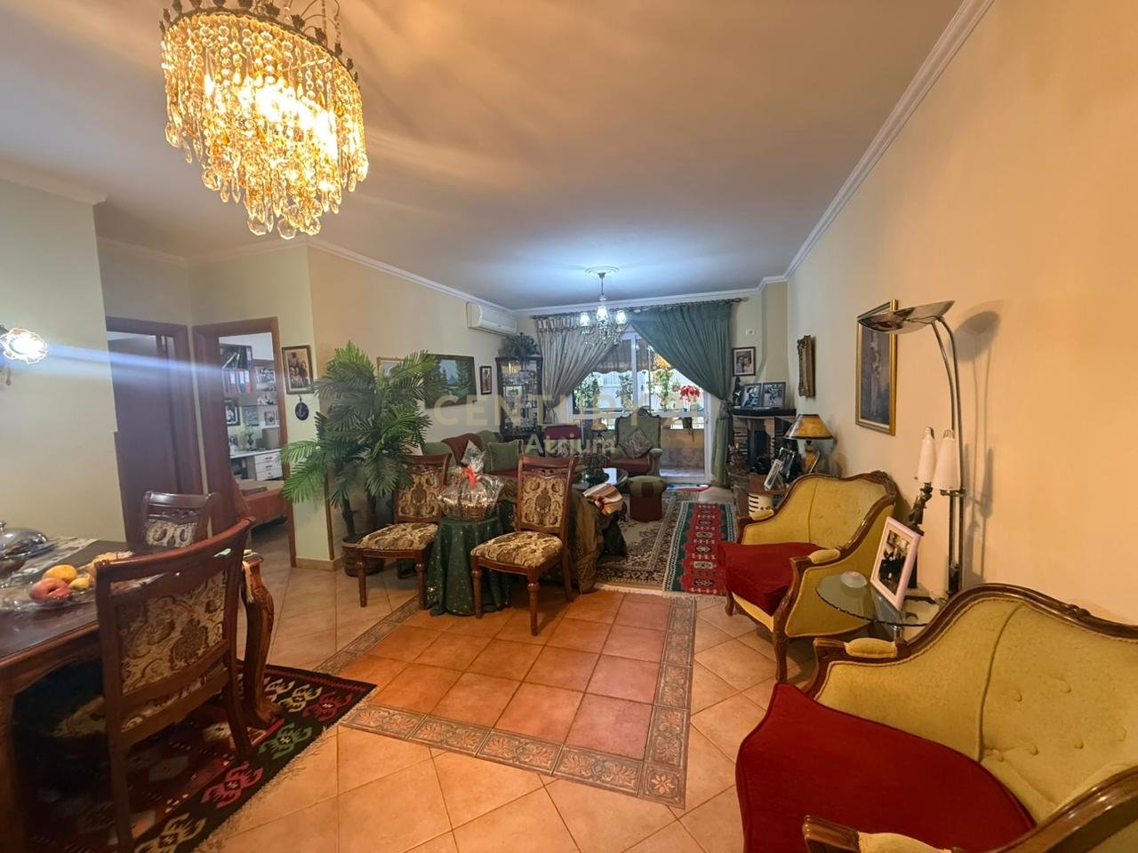 SHITET APARTAMENT 2+1+2 TEK RRUGA KAVAJES!