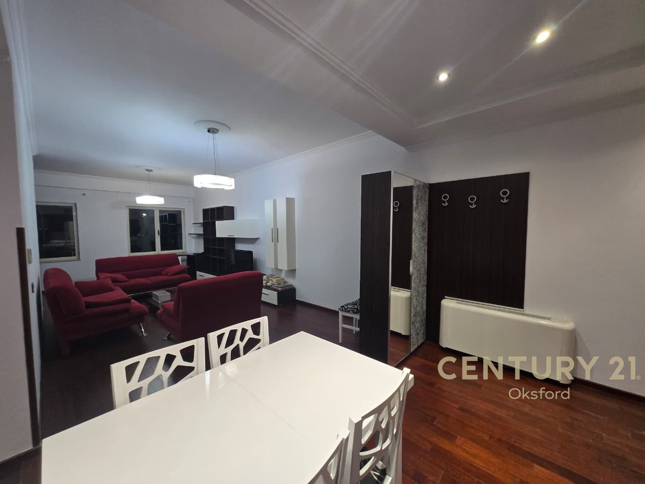 SHITET APARTAMENT 2+1+2 TE RRUGA E KOSOVAREVE