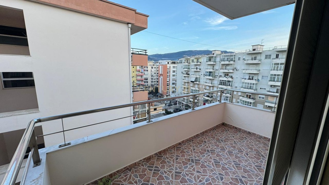 Apartment for Sale – Cipajve Street, Vlorë