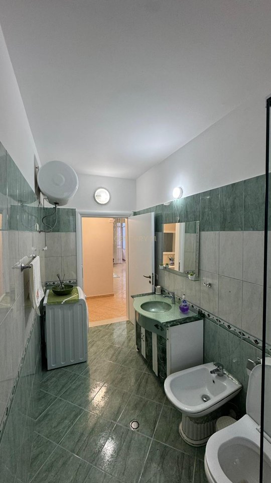 Apartment for Sale – Cipajve Street, Vlorë