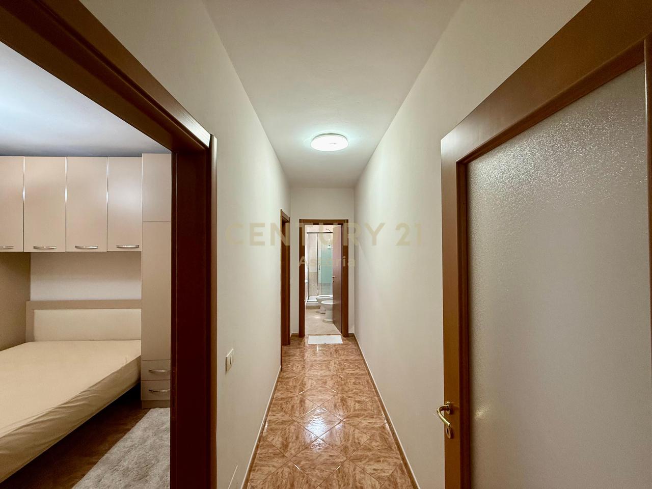 2+1 apartment for rent, opposite Toptani Center, Qender