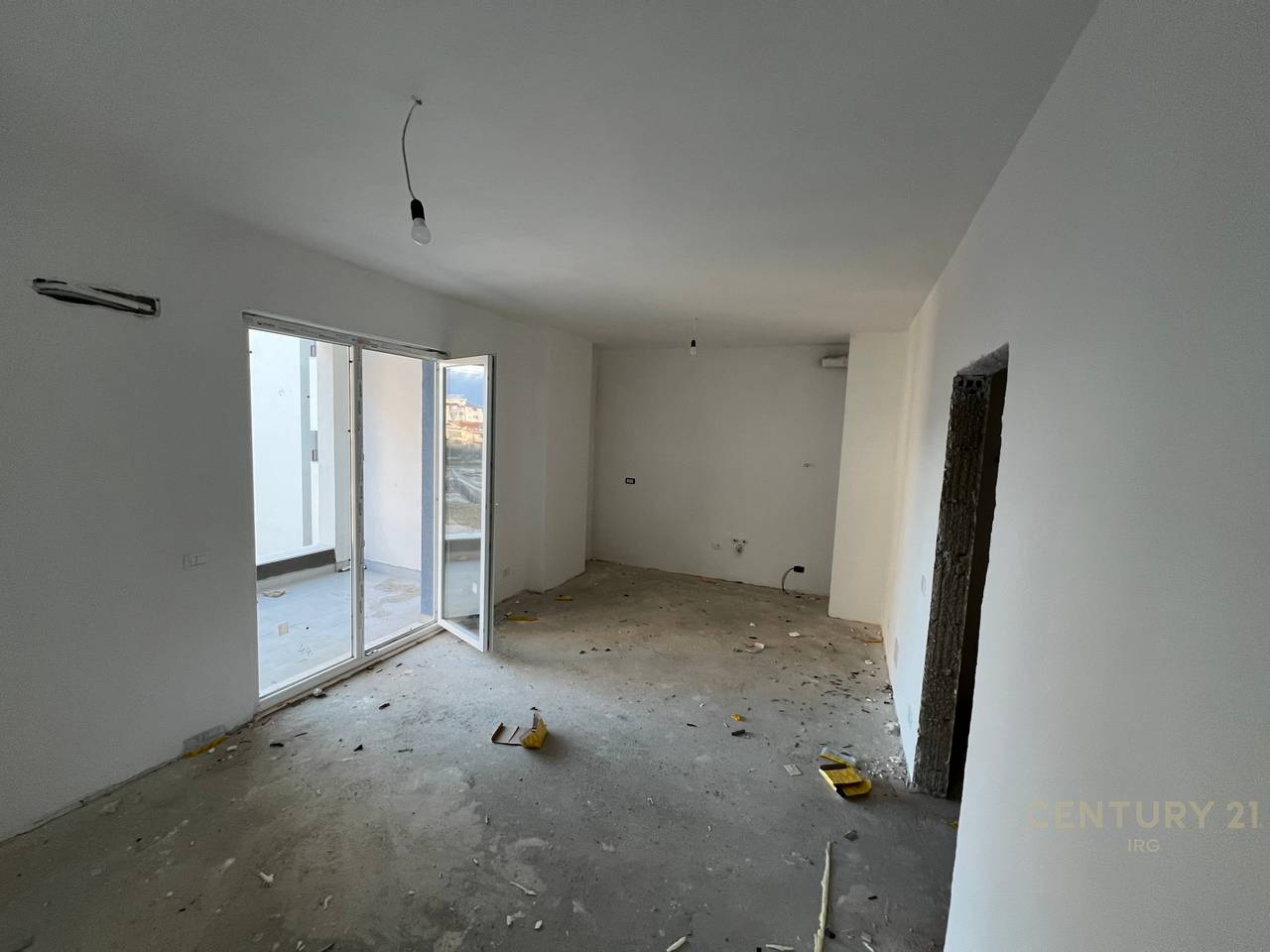 APARTMENT 2+1+2 IN UNIVERS CITY!