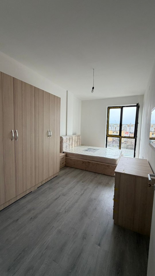 Apartament 2+1 Me Qira në sheshi Shqiponja , , Tiranë - 700mije leke  | 98 m²