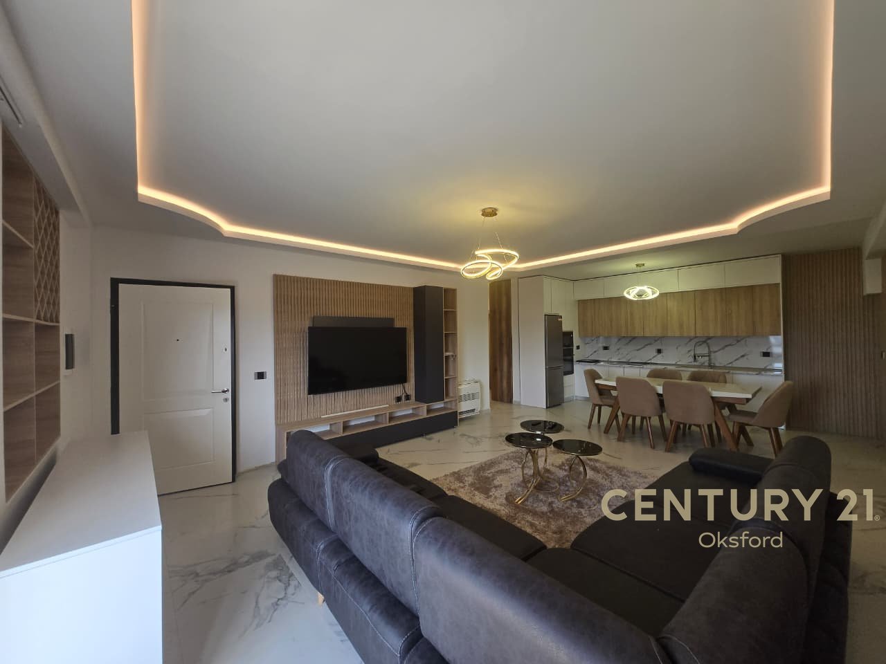 JEPET ME QIRA APARTAMENT 2+1+POST PARKIMI TE LIQENI FARKES!