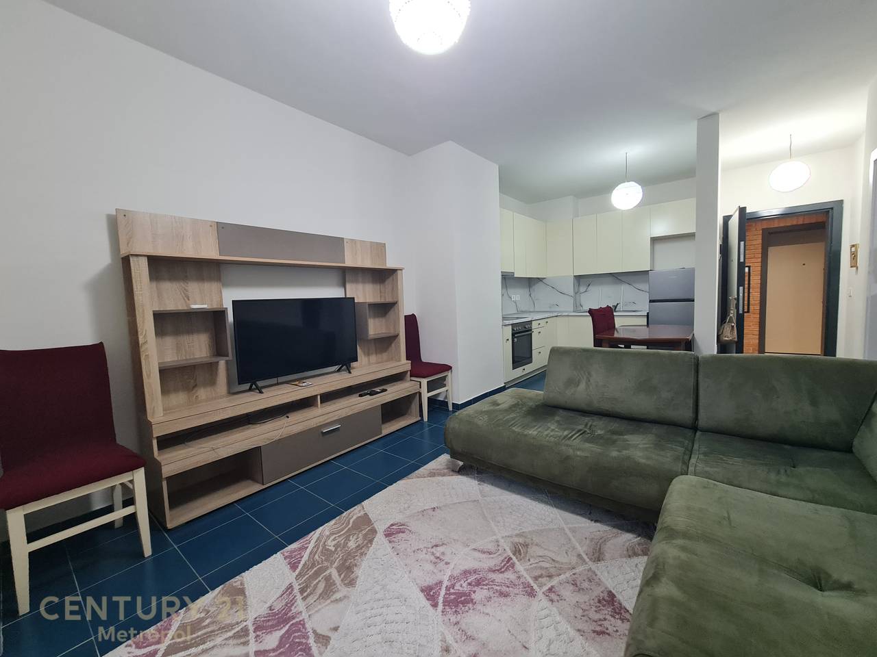 Ofroj per qira apartament 1+1, Tirana Golden Park 3!
