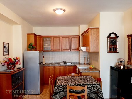 APARTAMENT PER QIRA 2+1 NE KINOSTUDIO!