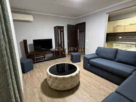 JAPIM ME QIRA APARTAMENT 2+1 TE OXHAKU