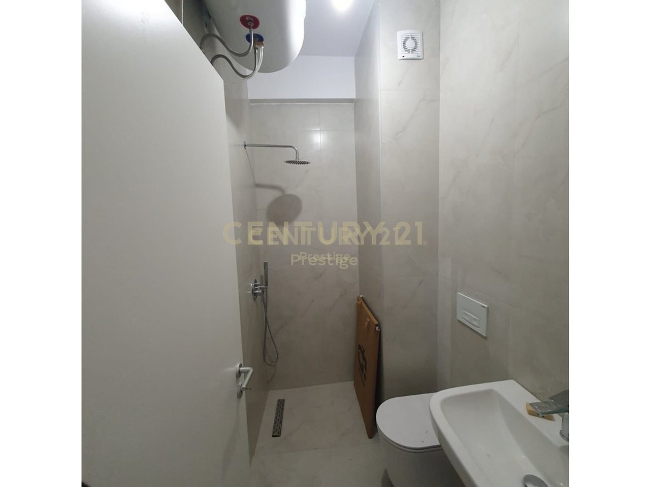 APARTAMENT 1+1 ME QIRA "MANGALEM 21", ALI DEM!